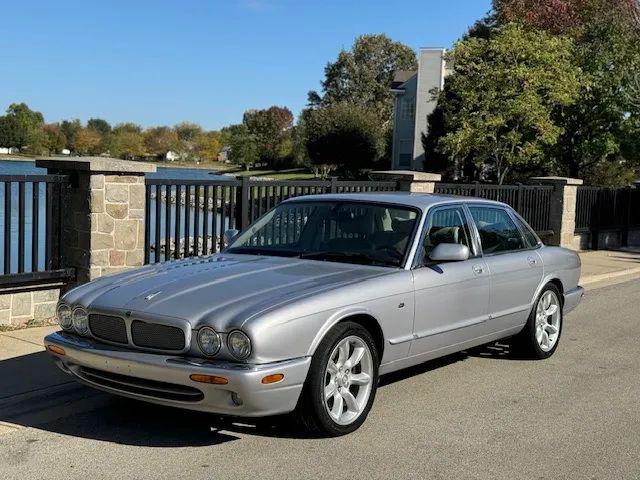 2002 Jaguar XJ XJR