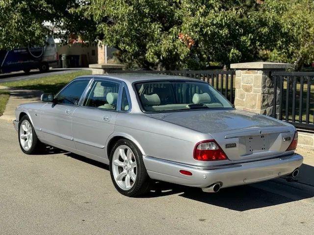 2002 Jaguar XJ XJR