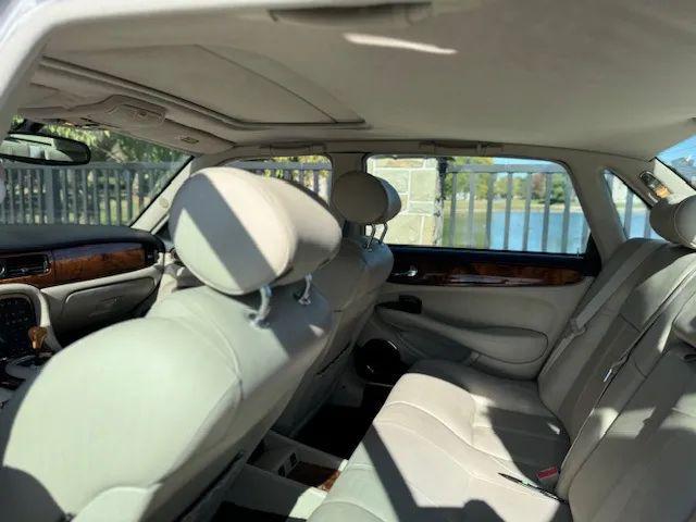 2002 Jaguar XJ XJR