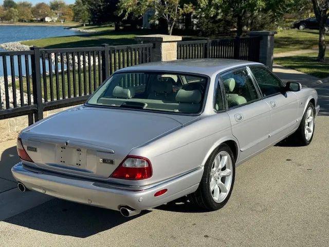 2002 Jaguar XJ XJR