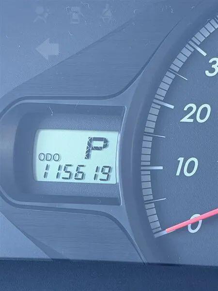 2012 Toyota Sienna LE V6 8 Passenger