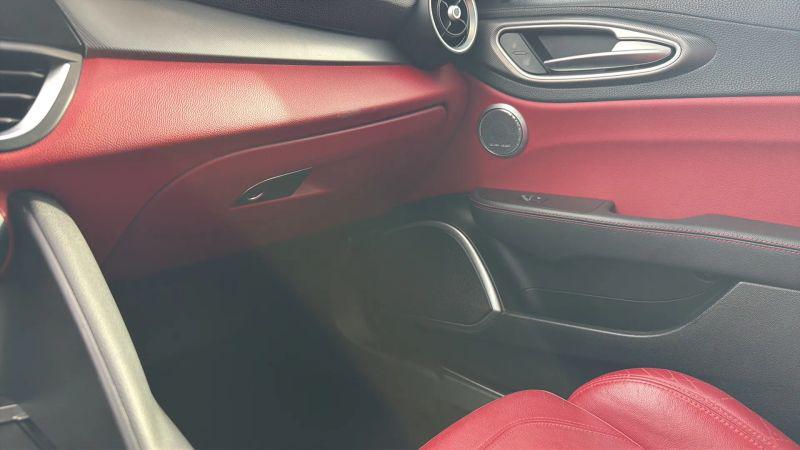 2018 Alfa Romeo Giulia Ti Sport