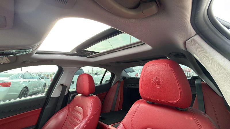 2018 Alfa Romeo Giulia Ti Sport