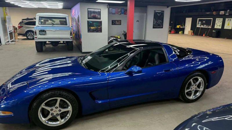 2002 Chevrolet Corvette Base