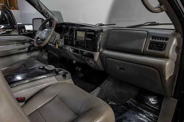 2000 Ford Excursion XLT