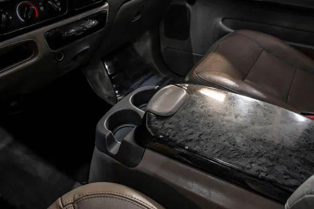 2000 Ford Excursion XLT