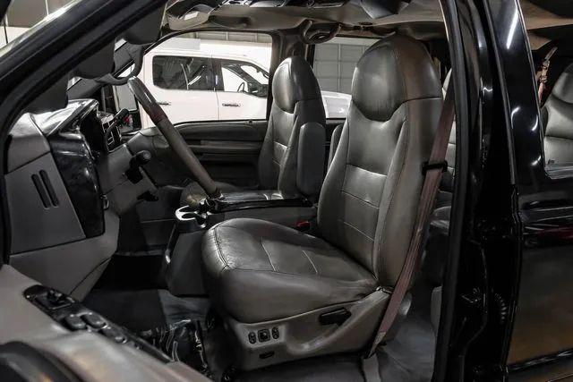2000 Ford Excursion XLT