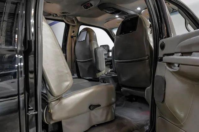 2000 Ford Excursion XLT