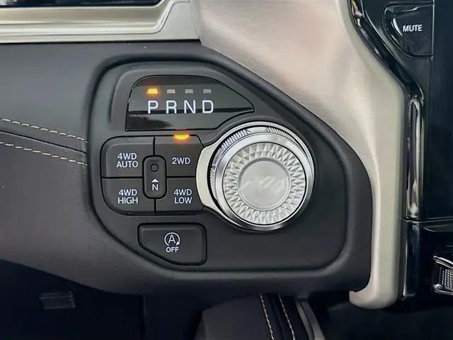 2026 Ram 1500 Tungsten Crew Cab 4x4 5'7" Box