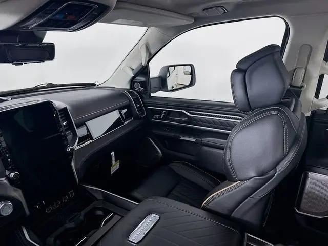 2026 Ram 1500 Tungsten Crew Cab 4x4 5'7" Box