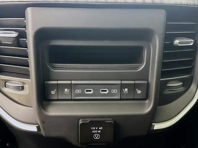 2026 Ram 1500 Tungsten Crew Cab 4x4 5'7" Box
