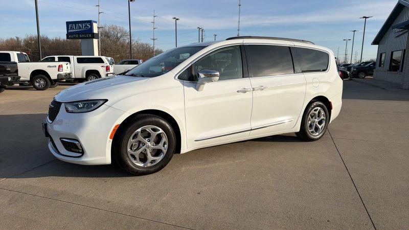 2022 Chrysler Pacifica Limited