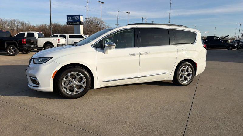 2022 Chrysler Pacifica Limited