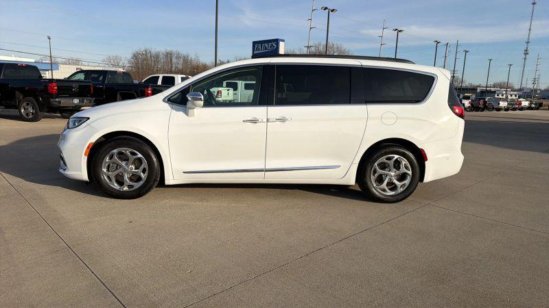 2022 Chrysler Pacifica Limited