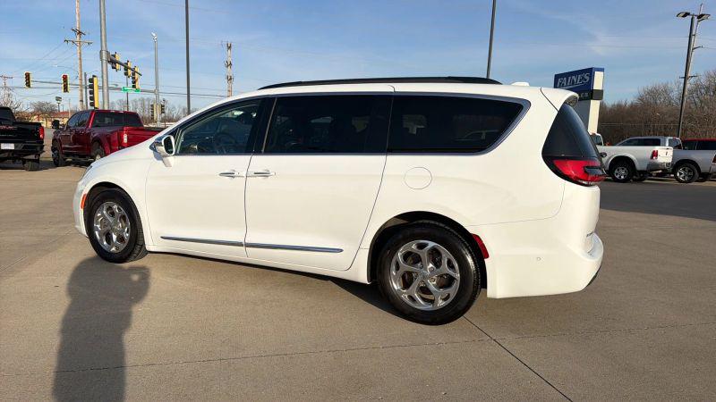 2022 Chrysler Pacifica Limited