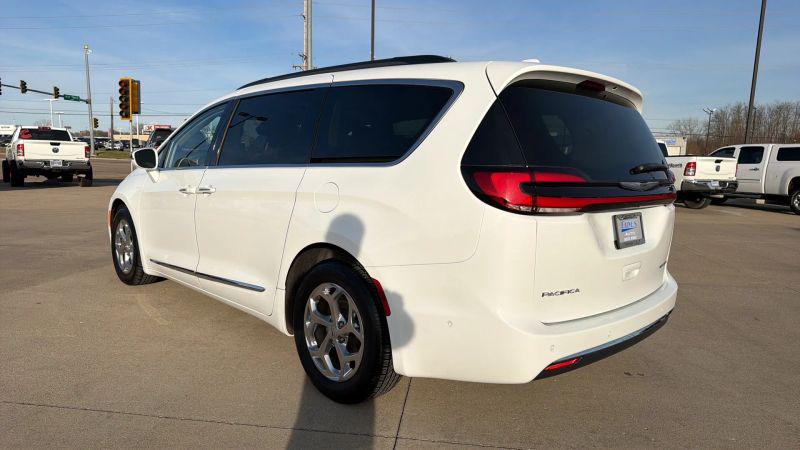 2022 Chrysler Pacifica Limited