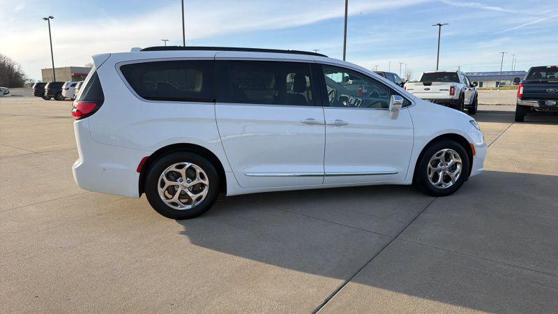 2022 Chrysler Pacifica Limited