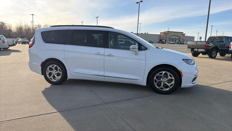2022 Chrysler Pacifica Limited
