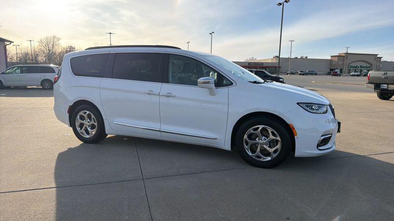 2022 Chrysler Pacifica Limited