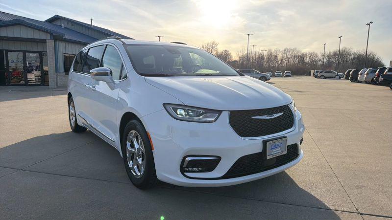 2022 Chrysler Pacifica Limited