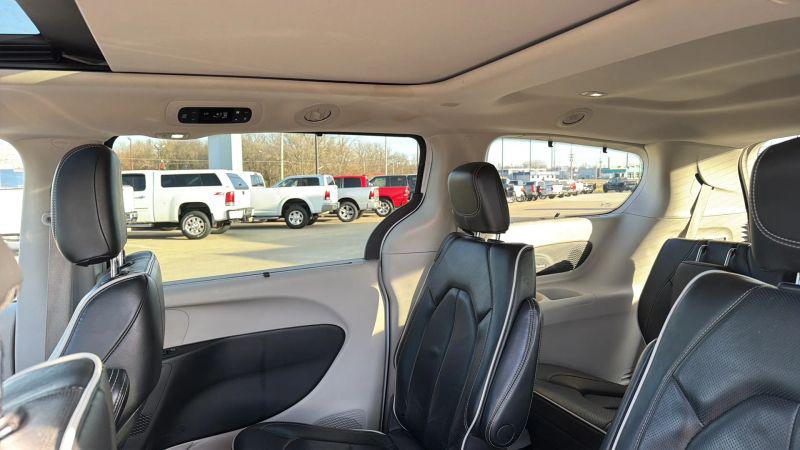 2022 Chrysler Pacifica Limited