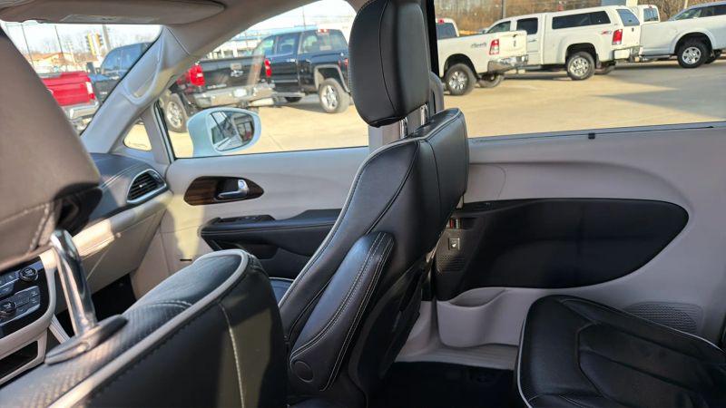 2022 Chrysler Pacifica Limited