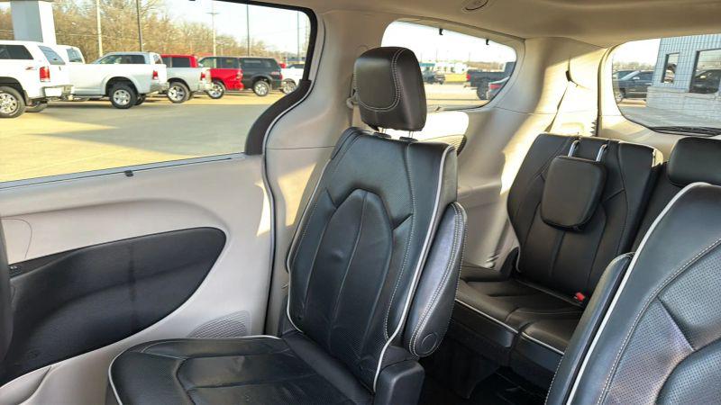 2022 Chrysler Pacifica Limited
