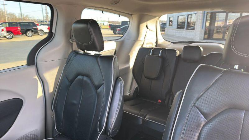 2022 Chrysler Pacifica Limited