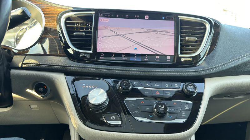2022 Chrysler Pacifica Limited