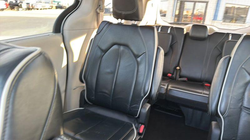 2022 Chrysler Pacifica Limited