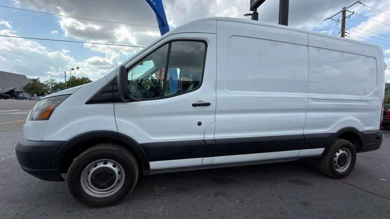 2019 Ford Transit Medium Roof w/Sliding Side Door w/LWB