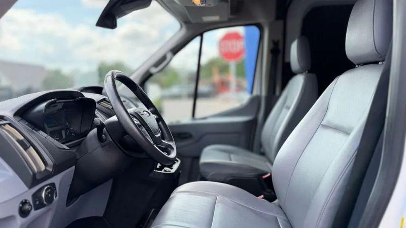2019 Ford Transit Medium Roof w/Sliding Side Door w/LWB
