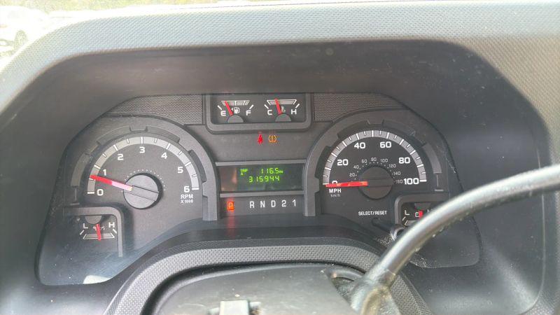 2009 Ford E-350 Super Duty Commercial
