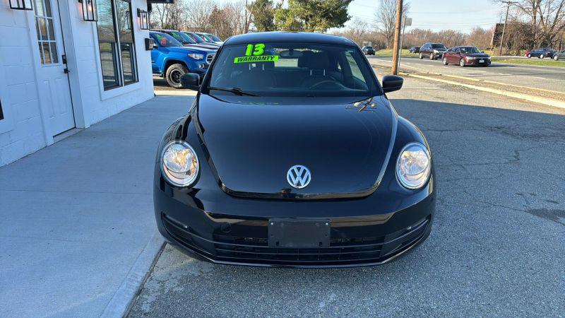 2013 Volkswagen Beetle 2.5L Entry