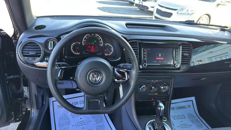 2013 Volkswagen Beetle 2.5L Entry