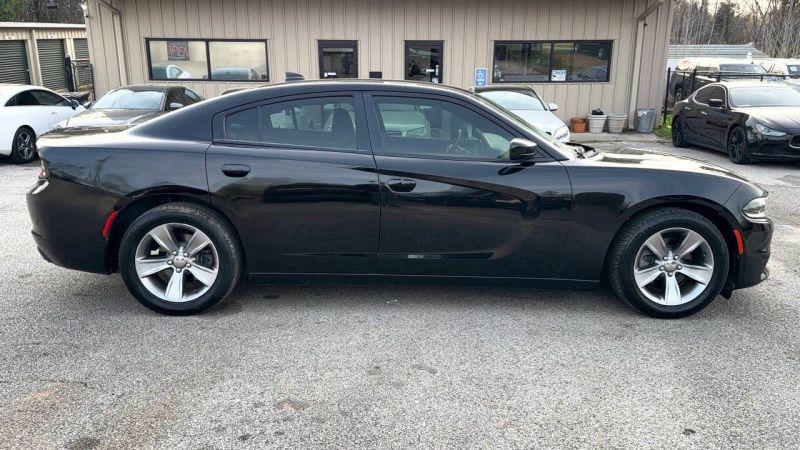 2016 Dodge Charger SXT