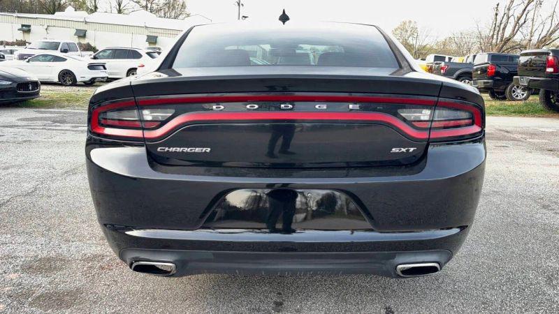 2016 Dodge Charger SXT