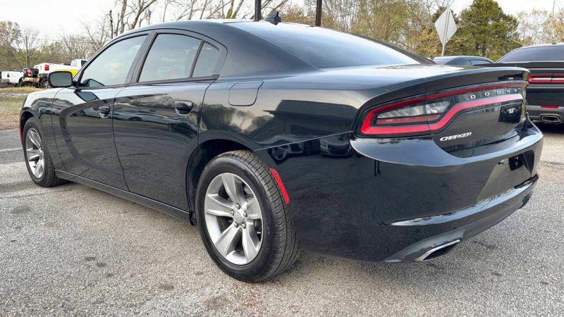 2016 Dodge Charger SXT