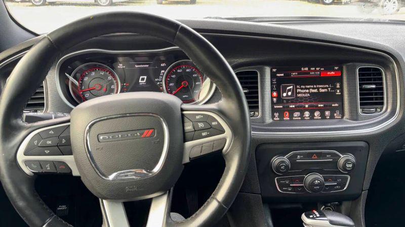 2016 Dodge Charger SXT