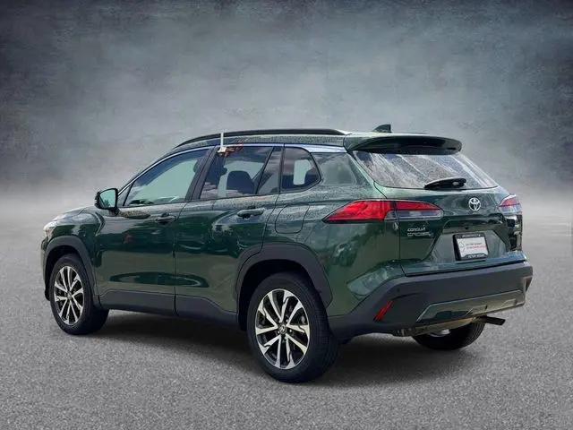 2024 Toyota Corolla Cross XLE
