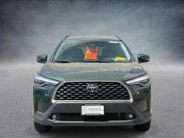 2024 Toyota Corolla Cross XLE