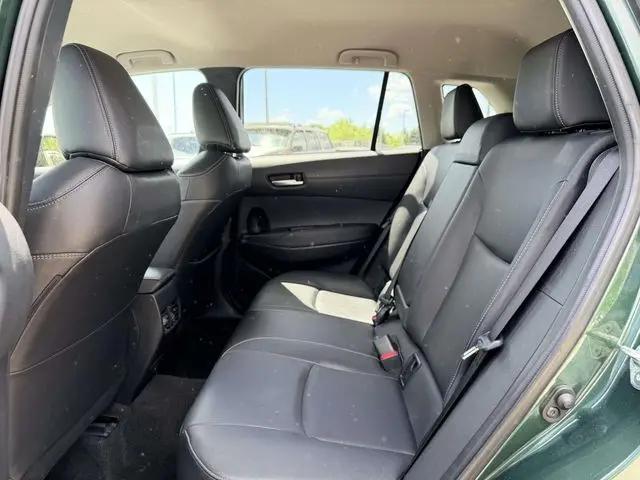2024 Toyota Corolla Cross XLE