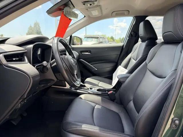 2024 Toyota Corolla Cross XLE
