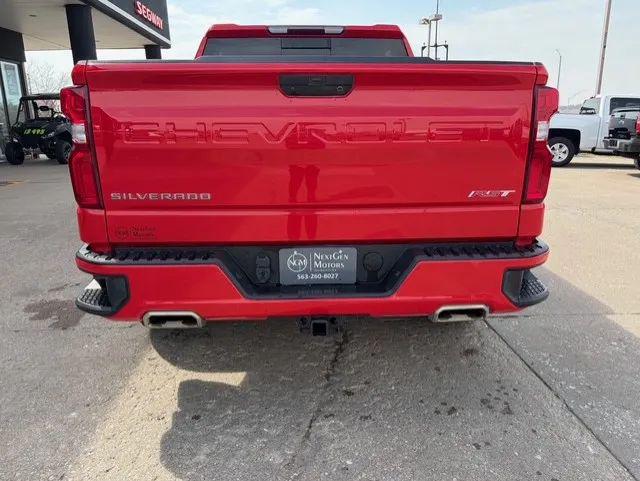 2022 Chevrolet Silverado 1500 4WD Crew Cab Short Bed RST