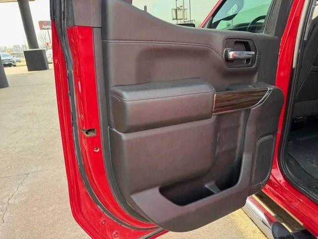 2022 Chevrolet Silverado 1500 4WD Crew Cab Short Bed RST