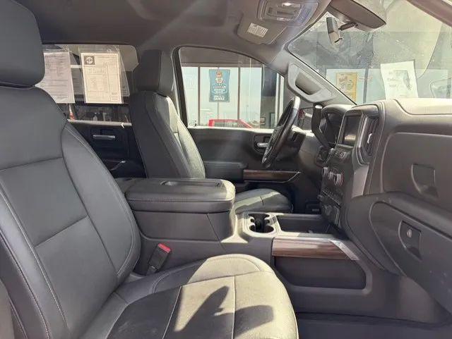 2022 Chevrolet Silverado 1500 4WD Crew Cab Short Bed RST