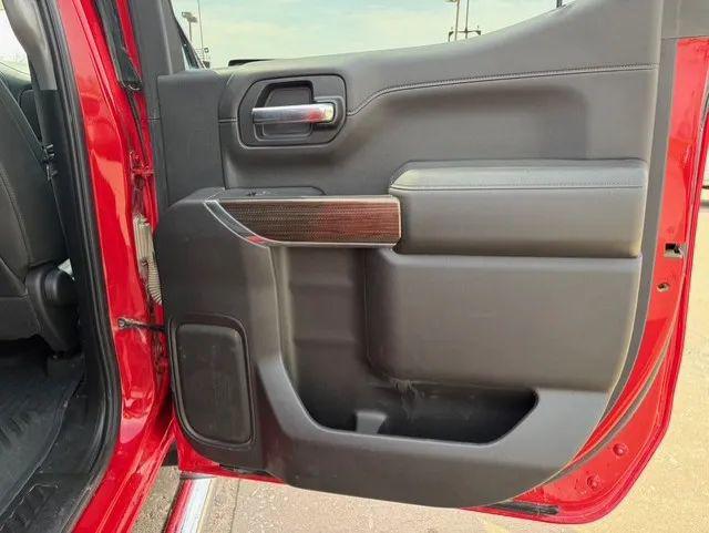 2022 Chevrolet Silverado 1500 4WD Crew Cab Short Bed RST