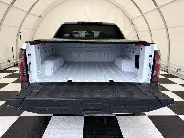 2025 Chevrolet Silverado EV LT