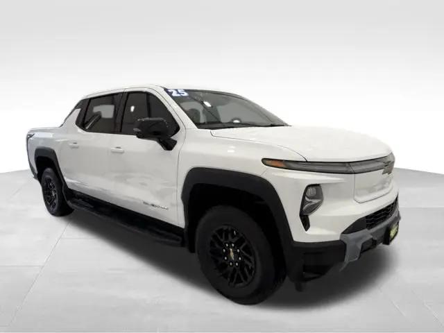 2025 Chevrolet Silverado EV LT