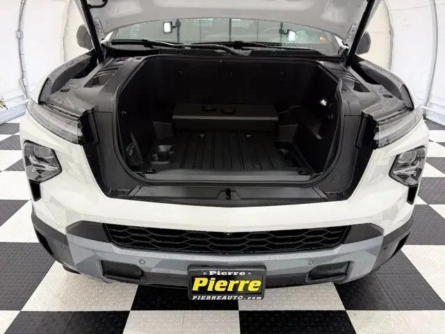 2025 Chevrolet Silverado EV LT